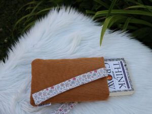 Book Sleeve Corduroy