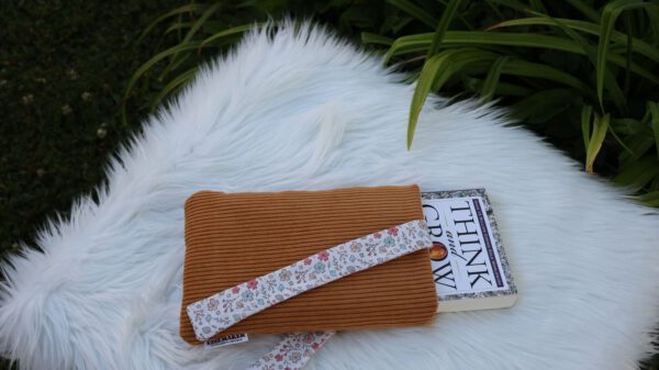 Book Sleeve Corduroy