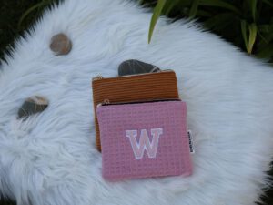 Personalize Wafflé Chic Pouch