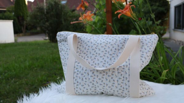 Quilted Tote Bag - Image 3