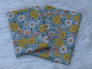 Spring Bloom Snap Pouch (Kindle)